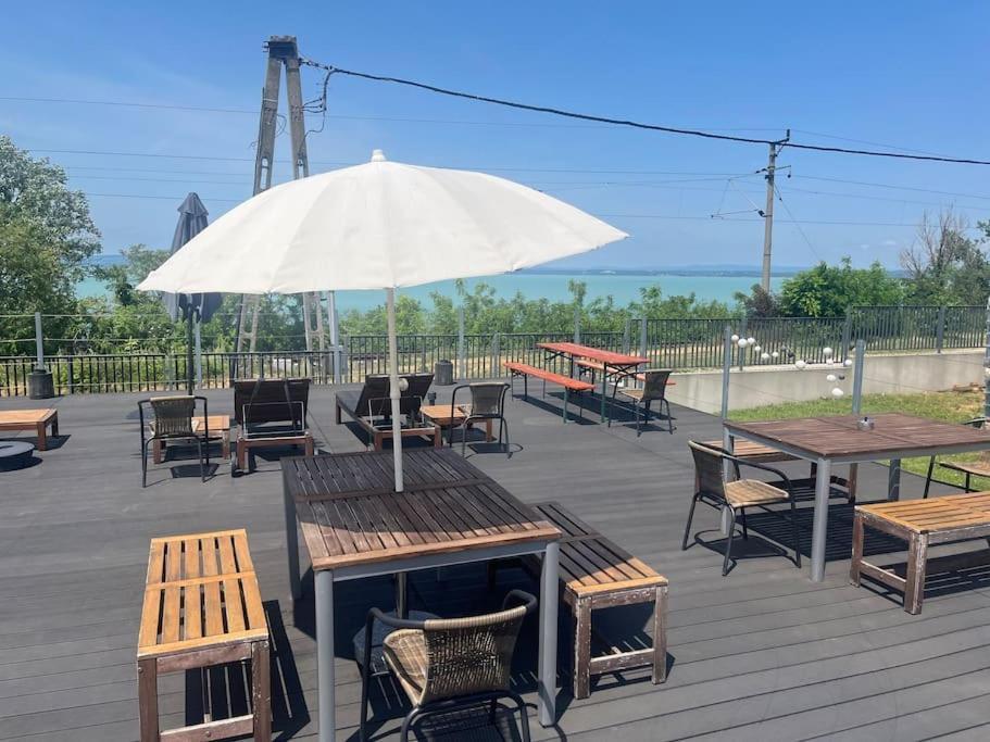 Hedon Brewing Niko Apartment - 200 Meter To The Beach Balatonvilagos Exterior photo